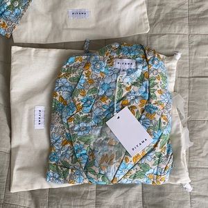 Never been work Piyama pajamas (long shirt and pants)